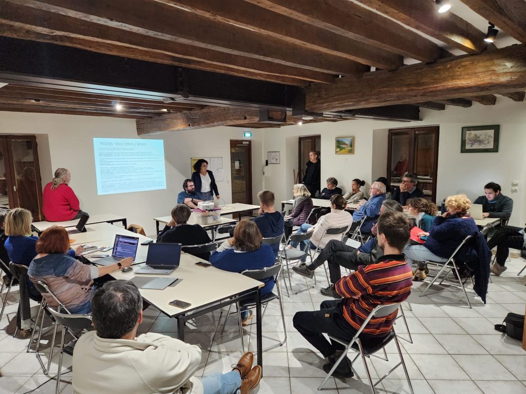 Photo de la réunion étape des groupes de travail